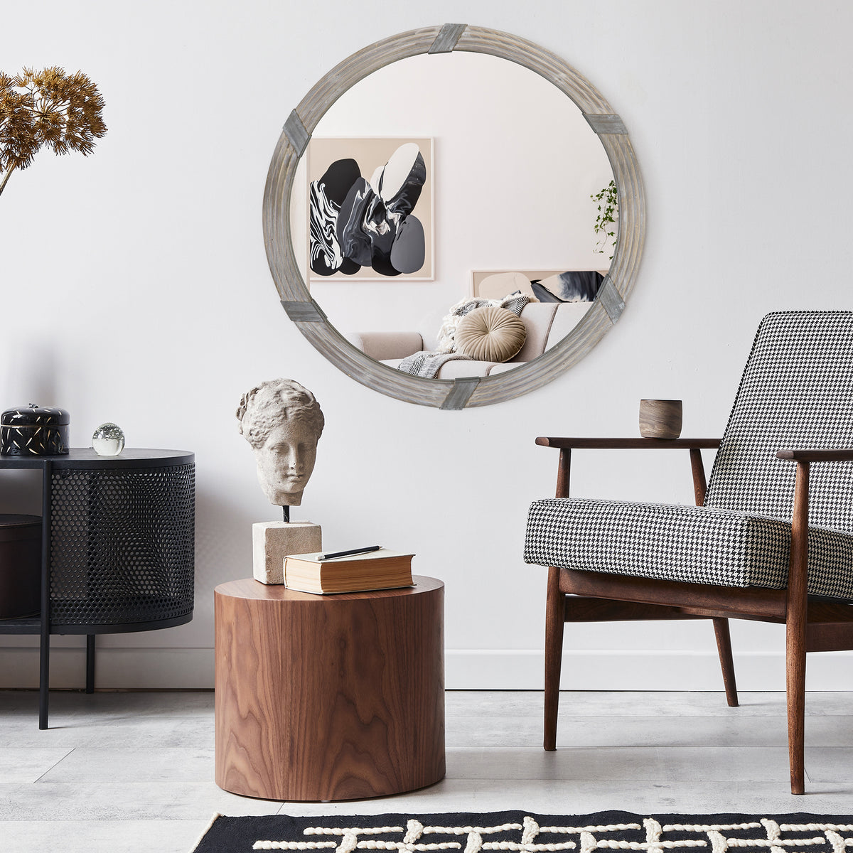 Wood Framed Wall Mirror, 30.75 in. Natural Wood Decor for Living Room — detail view 2